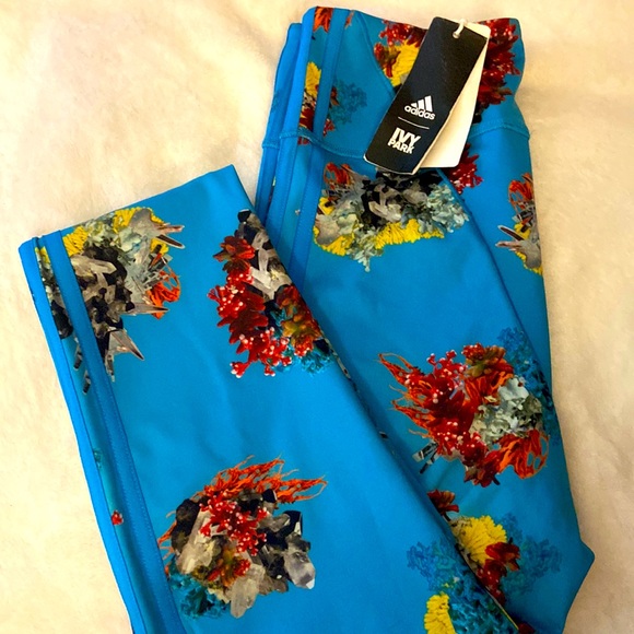 IVY PARK Pants - Ivy Park x Adidas printed leggings Crystal AOP/Shock Cyan